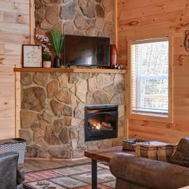 Twin Oaks Cabin