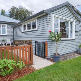 Isobel's Rose Cottage