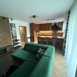 Apartament Elegancka Husarska, hotel in Wałbrzych