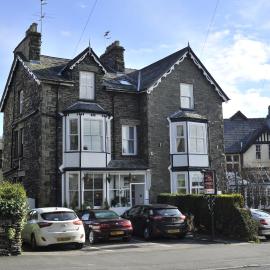 St John's Lodge Guest House incl off-site leisure club, hotel v destinácii Windermere
