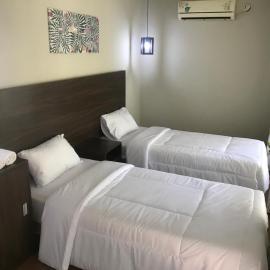 Times Square Motel SYARIAH, hotel a Bojong