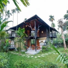 Nithara Farm Stay, hotel in Devāla
