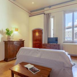 A green flat in Via della Vigna Nuova
