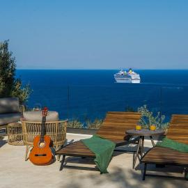 Iris Villa Zante incredible view of the Ionian Sea, hotel v destinácii Akrotiri
