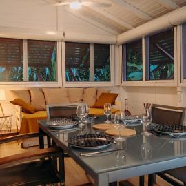 Bungalow et Duplex de Island Bay, hotell i Bouillante