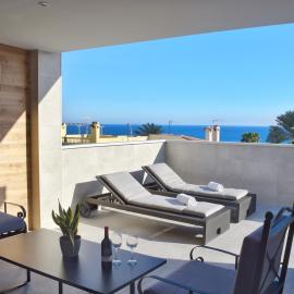 Casa del puerto, encanto junto al mar, hotel in Estepona