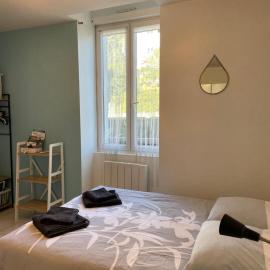 Petit studio avec parking, très bien équipé proche des Thermes et du centre ville Nouvelle literie, hotell sihtkohas Salies-de-Béarn