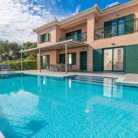 Villa Niki with swimming pool