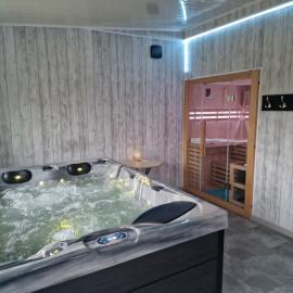 Dom wakacyjny u Marzeny, hotel in Lińsk