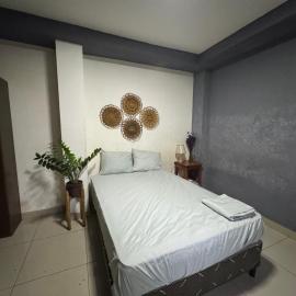 Macaw Stay Room, hotel u gradu Sonzacate