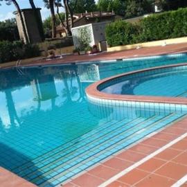 Allure appartamento con piscina e posto auto