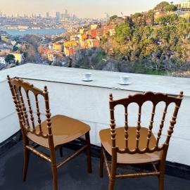 Heavenly Peace Stunning View Terrace Jacuzzi, hotel in Istanbul