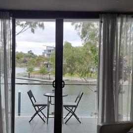 Marina View Apartment on the Maribyrnong River, Melbourne
