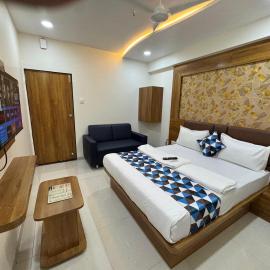 Hotel Signature, hotel em Ankleshwar