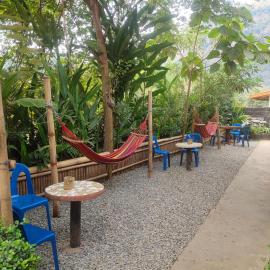 Meexok guesthouse, hotel in Nongkhiaw