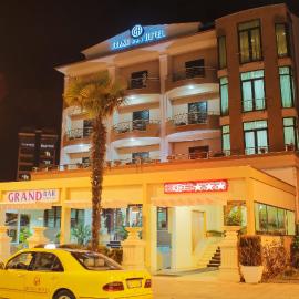 Grand Hotel, hotel di Elbasan