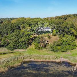 4 Bedroom Lovely Home In Næstved โรงแรมในเนสต์วึด