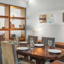 Amazing Seaside Apartment - Grand-Baie, hotel in Cap Malheureux