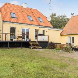 Beach Front Home In Svaneke With Wifi, hotel in Svaneke