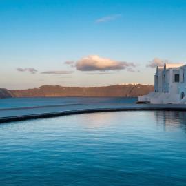 The Duchess, hotel u gradu 'Thirasia'