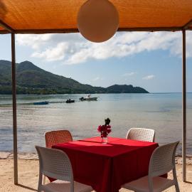 Sea View Lodge, hotel in Baie Sainte Anne