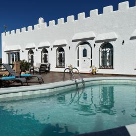 Casa Fuente del Andaluz, hotelli kohteessa Oria