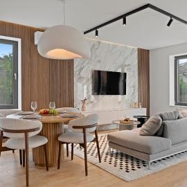 VILLA THERME - Luxurious Villa near Therme SPA & Airport, hotel sa Corbeanca