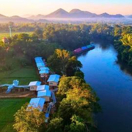 Yoko River Kwai Resort, hótel í Kanchanaburi