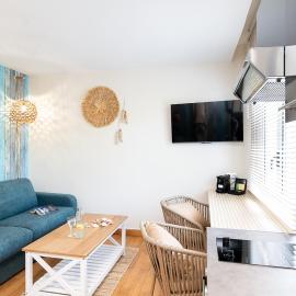 Mandara Beach Bungalow, hotel u gradu Žuan le Pen