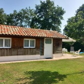 Jocelyne: Azur şehrinde bir otel