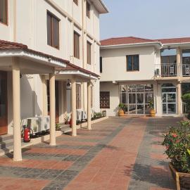 Viesnīca Aron International Hotel Džūbā