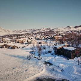 Newly renovated, centrally located family cabin with mountain view, hotel v destinaci Beitostøl