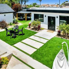 Luxury 2 separated Villa in Huntington Beach