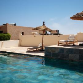 Argan Oasis Studio, Poolside Retreat near Taghazout, Hotel in Ikouzza