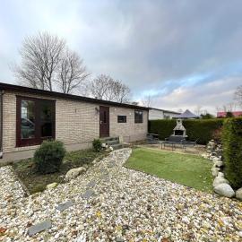 Chalet in Tzummarum near Frisian Countryside