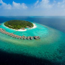 Dusit Thani Maldives - 50 percent off on Transfers for Stays of 5 Nights stay until 20 December 2026, hotel din Baa Atoll