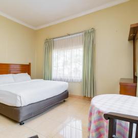 Viesnīca Urbanview Hotel Cendrawasih Lahat By RedDoorz pilsētā Muaraenim