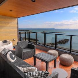 Le Grand Bleu Resort Nagasawa l テラスでゆったりオーシャンビュー ペット小型犬OK 無料駐車場付, Hotel in Kōembō