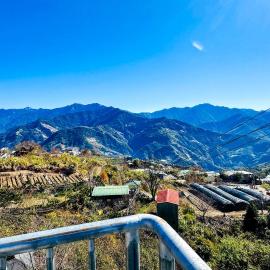 31 Backpack Guest House, hotel in Ren'ai