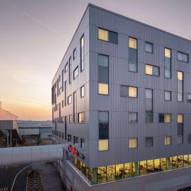 Hampton by Hilton London Gatwick Airport, hotel sa Horley