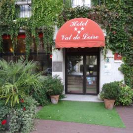 Hotel Val De Loire, ξενοδοχείο σε Azay-le-Rideau