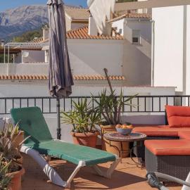 2 Bedroom Cozy Home In Cómpeta, hotel in Cómpeta