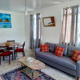 Dado's Place - 2 bedroom house with AC and verandah, hotel en Calibishie