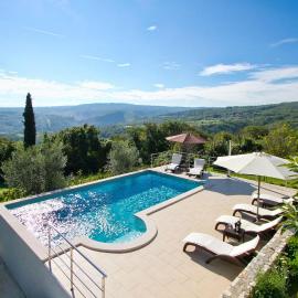Villa Runko, Hotel in Benažići