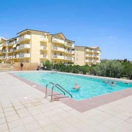 Pet Friendly Apartment In Caulonia Marina