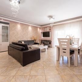 M&S Luxury Home