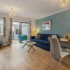 Quay Retreat - Short Stays UK Ltd