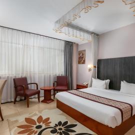 Russell Hotel: Kampala şehrinde bir otel