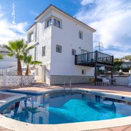 Villa Mauri Private Pool by Casasol