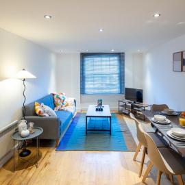 Central Flat-2Bedrooms-2Bath-By FabAccommodation